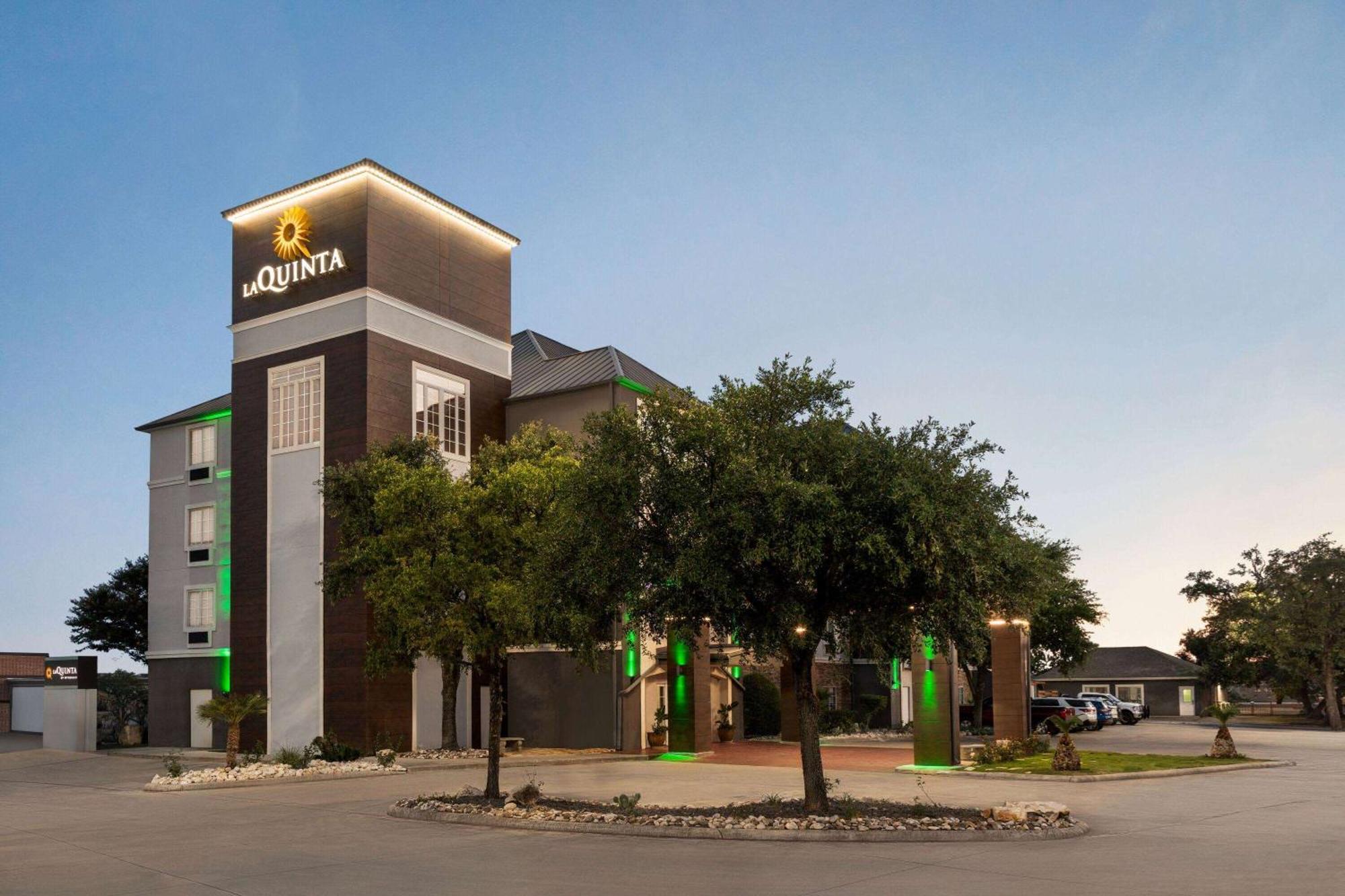 Hotel La Quinta By Wyndham San Antonio North Stone Oak Exterior foto